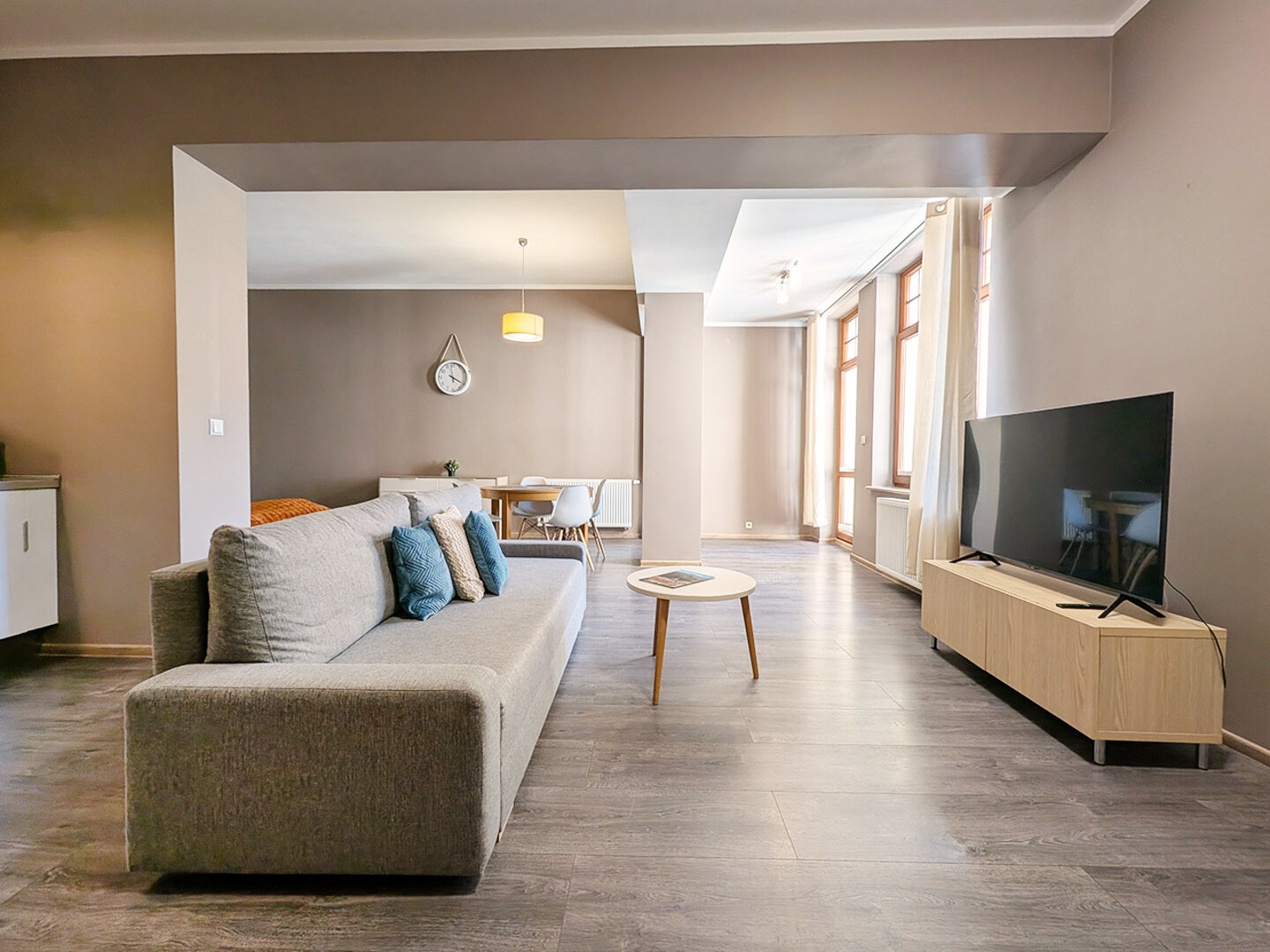 Apartment 16