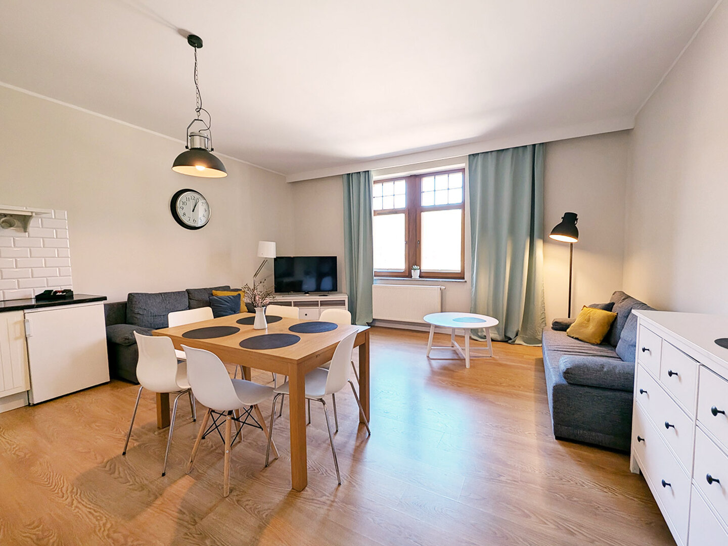Apartment 24