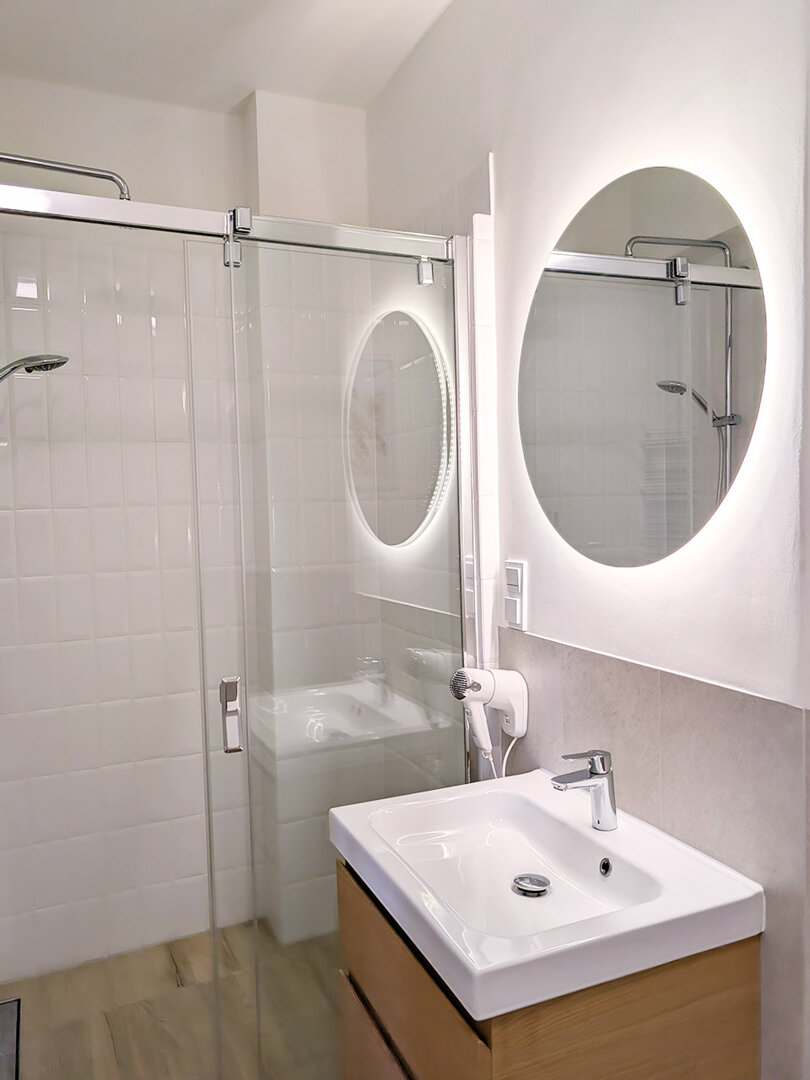 Apartment 22